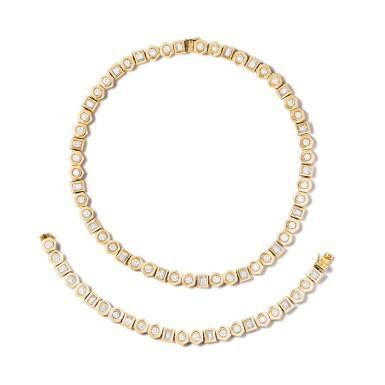 View full screen - View 1 of Lot 86. Collier or et diamants | Gold and diamond necklace.