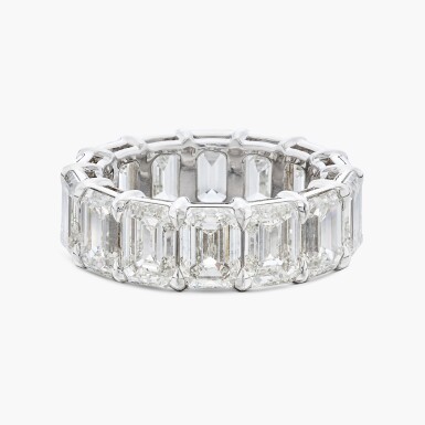 View full screen - View 1 of Lot 278. Diamond Ring .