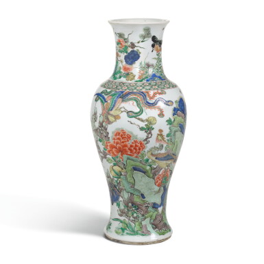 View full screen - View 1 of Lot 13. A FAMILLE-VERTE BALUSTER VASE, QING DYNASTY, KANGXI PERIOD | 清康熙 五彩花鳥紋觀音尊.