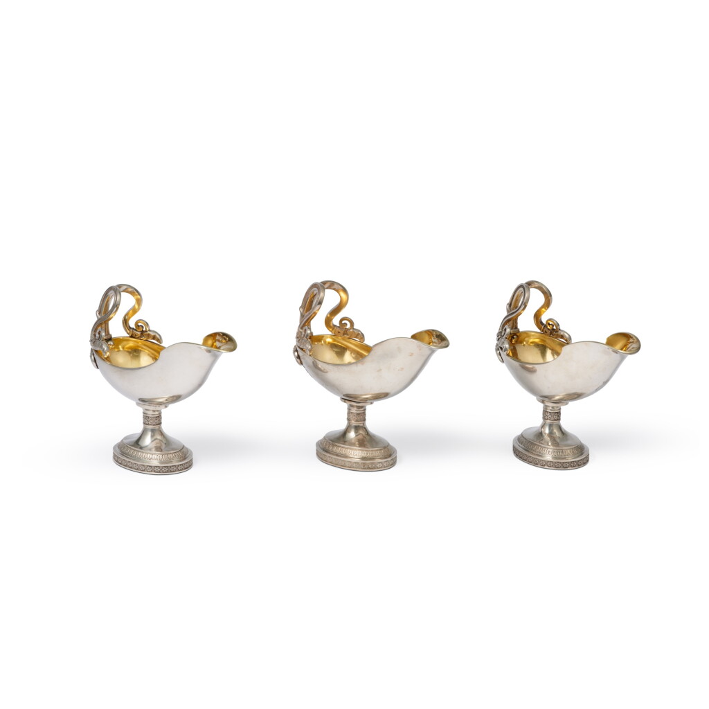 View full screen - View 1 of Lot 19. A set of three German silver sauce boats | Gruppe von drei Saucieren aus Silber, Deutschland.