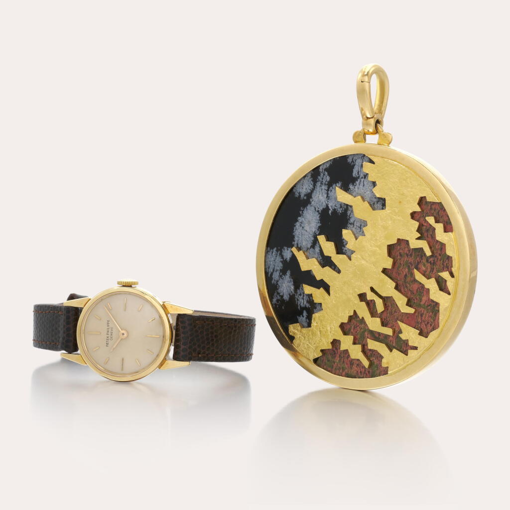 View full screen - View 1 of Lot 109. Hard stone pendant and wristwatch, Patek Philippe | Pendente in pietre dure e orologio da polso, Patek Philippe.