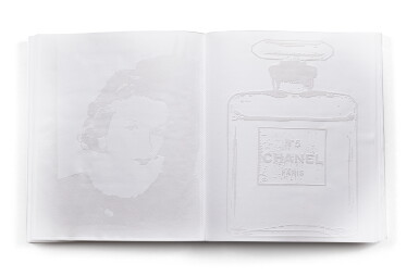 View full screen - View 1 of Lot 139. Chanel n°5, 2013. Livre imprimé relief et parfumé, emboitage. Livre-objet tactil et olfactif..
