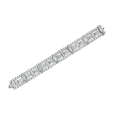 View full screen - View 1 of Lot 20. Diamond Bracelet.