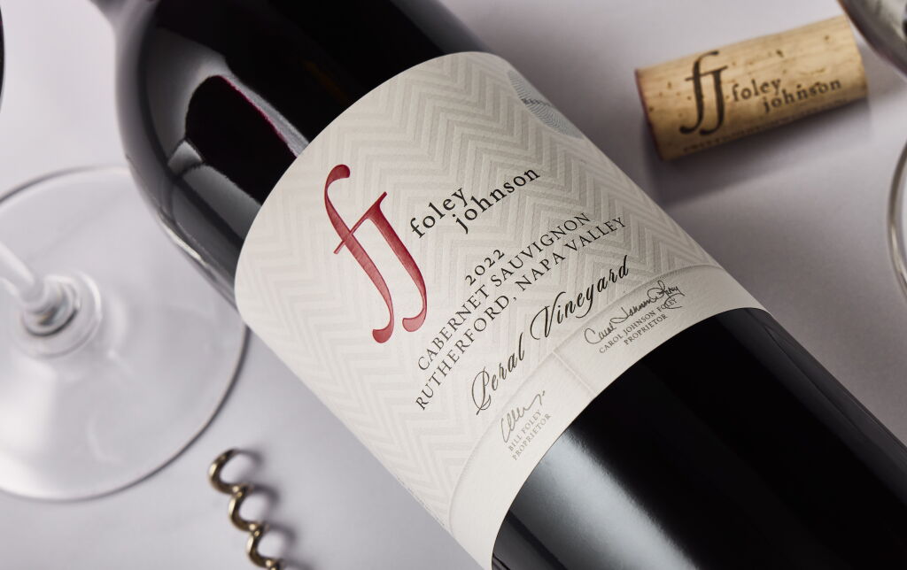 Voir en plein écran - Voir 1 du lot 88. Foley Johnson | Three Magnums & A Masterclass: The Peral Vineyard Experience.