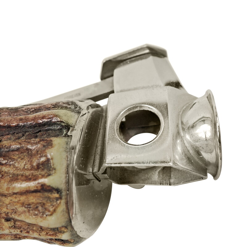 Cover image 0