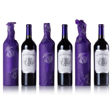 View full screen - View 1 of Lot 883. Château La Conseillante 2015 (12 BT).