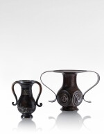 Vase archaïsant en bronze à anses (mimikuchi), Japon, époque Edo