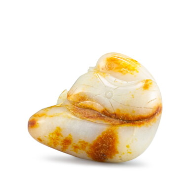 View full screen - View 1 of Lot 619. A WHITE AND RUSSET JADE FIGURE OF A DUCK QING DYNASTY, 18TH - 19TH CENTURY | 清十八至十九世紀 白玉銜荷鴛鴦把件.