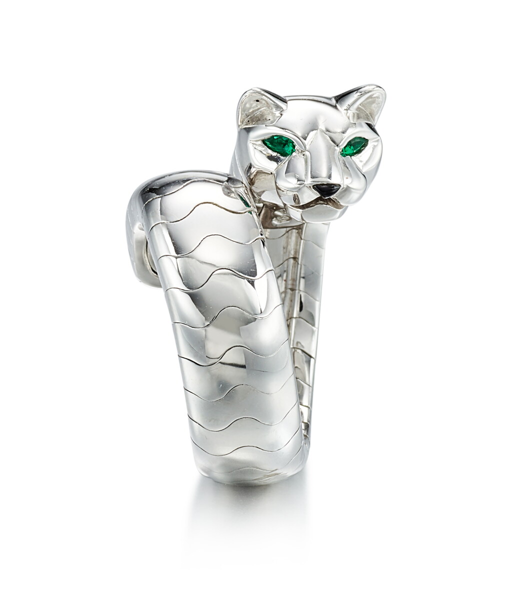 View full screen - View 1 of Lot 9167. GOLD AND EMERALD RING, 'PANTHÈRE', CARTIER | K金 配 祖母綠 戒指, 'Panthère', 卡地亞(Cartier).