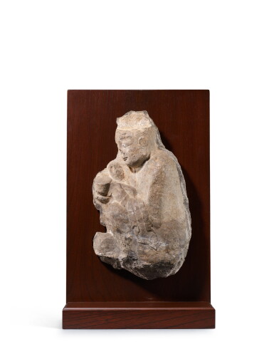 View full screen - View 1 of Lot 2016. A limestone fragmentary relief of a figure, Northern Qi dynasty | 北齊 石灰岩雕人像殘件.