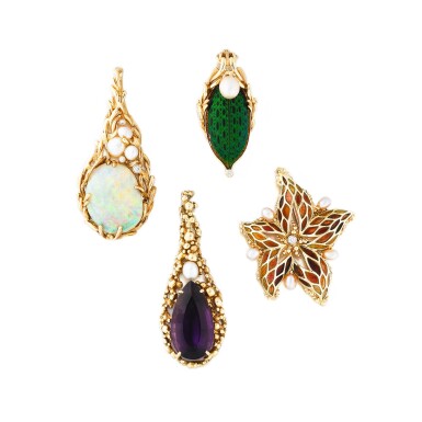 View full screen - View 1 of Lot 433. Gilbert Albert | Deux broches et deux pendentifs | Two pendants and two brooches.