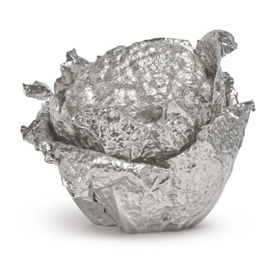 View full screen - View 1 of Lot 928. AN ITALIAN SILVER CAULIFLOWER-FORM TUREEN AND COVER, BUCCELLATI, MILAN, 20TH CENTURY.
