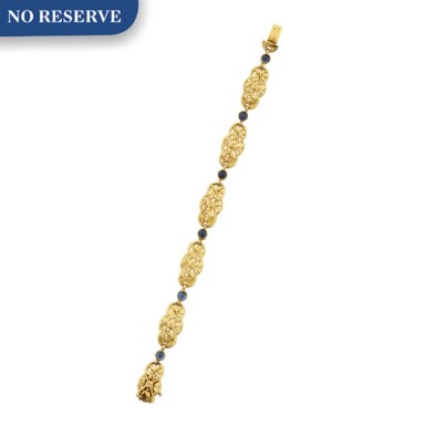 View full screen - View 1 of Lot 47. GOLD AND SAPPHIRE BRACELET.