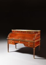 Bureau à cylindre en placage de satiné et bronze doré d'époque Louis XVI, vers 1780, estampille de Jacques Bircklé