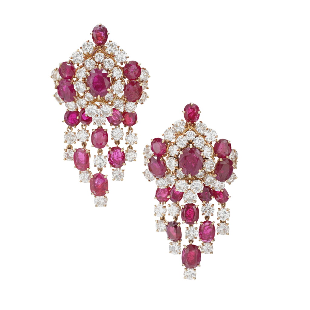 View full screen - View 1 of Lot 370. Elegant pair of ruby and diamond ear clips | M. Gérard | 紅寶石配鑽石耳環一對.
