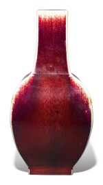 A FLAMBE-GLAZED SQUARE-SECTIONED VASE, QING DYNASTY, 18TH / 19TH CENTURY