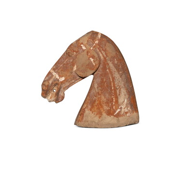 View full screen - View 1 of Lot 1154. A painted pottery horse head, Han dynasty | 漢 陶馬首.