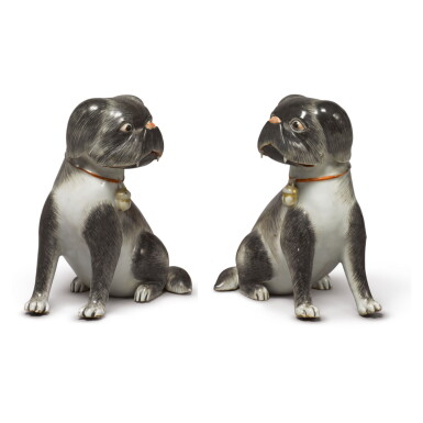 View full screen - View 1 of Lot 1888. A PAIR OF CHINESE EXPORT FIGURES OF PUG DOGS, QING DYNASTY, QIANLONG PERIOD | 清乾隆 粉彩八哥犬擺件一對.