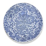 A large blue and white 'dragon' dish, Qing dynasty, Kangxi period | 清康熙 青花「福祿壽」雲龍紋盤 《大明宣德年製》仿款