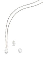 DIAMOND PENDANT AND TWO UNMOUNTED DIAMONDS