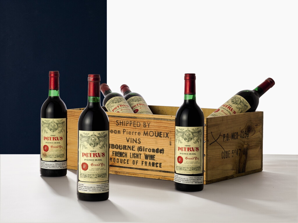 View full screen - View 1 of Lot 5026. Petrus 1982 (12 BT).