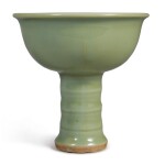 A 'LONGQUAN' CELADON-GLAZED STEM BOWL, YUAN / MING DYNASTY