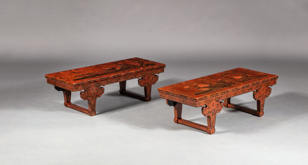 View full screen - View 1 of Lot 168. A rare pair of red-ground 'qiangjin' and 'tianqi' lacquer 'kang' tables Qing dynasty, 18th century | 清十八世紀 創金填漆鳯凰花卉紋几一對.