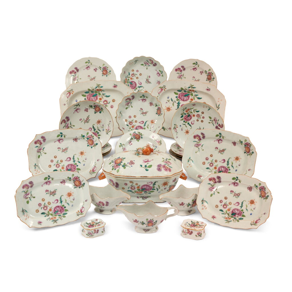 View full screen - View 1 of Lot 64. A Chinese Export Famille-Rose Part Dinner Service, Qing Dynasty, Qianlong Period | 清乾隆 粉彩花卉紋餐具一組.