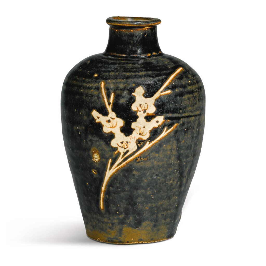 View full screen - View 1 of Lot 240. A JIZHOU RESIST-DECORATED 'PRUNUS' VASE, MEIPING, SOUTHERN SONG DYNASTY, 12TH/13TH CENTURY | 南宋 十二/十三世紀 吉州窰黑釉剔花折枝梅紋梅瓶.