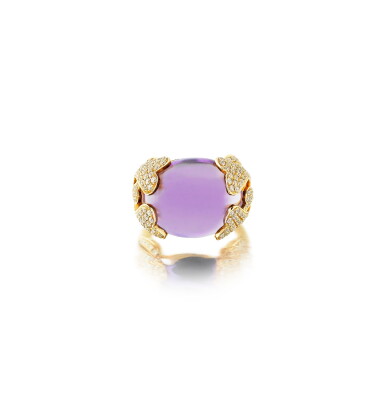 View full screen - View 1 of Lot 175. Bague améthyste et diamants | Amethyst and diamond ring.