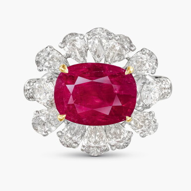 View full screen - View 1 of Lot 1220. Ruby and Diamond Ring | 5.03克拉 天然「緬甸」 未經加熱紅寶石 配 鑽石 戒指.