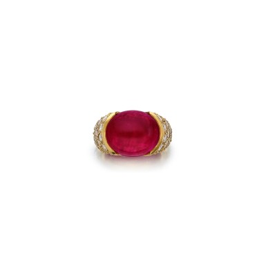View full screen - View 1 of Lot 108. Van Cleef & Arpels | Ruby and Diamond Ring 梵克雅寶 紅寶石配鑽石戒指.