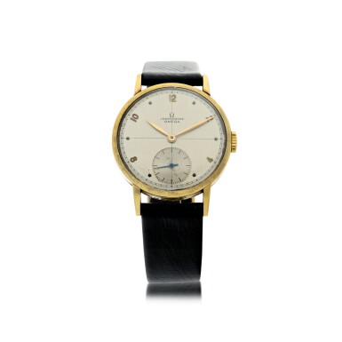 View full screen - View 1 of Lot 61. A YELLOW GOLD WRISTWATCH, CIRCA 1950.