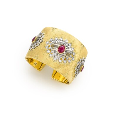 View full screen - View 1 of Lot 1893. Ruby and Diamond Cuff Bangle | 馬里奧 布契拉提 | 紅寳石 配 鑽石 手鐲.