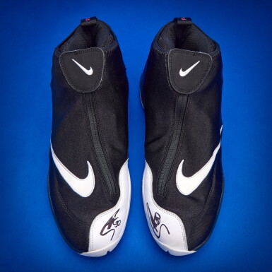View full screen - View 1 of Lot 9. Stephen Curry 2025-2026 Worn Dual-Signed Nike Air Zoom Flight '98 The Glove.