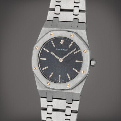 View full screen - View 1 of Lot 353. Royal Oak, Reference 56175ST | A stainless steel wristwatch with bracelet | Circa 1998.