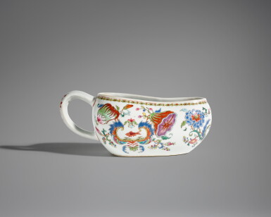 View full screen - View 1 of Lot 729. A Rare Chinese Export Famille-Rose 'Pompadour' Pattern Bourdaloue, Qing Dynasty, Qianlong Period, Circa 1745 | 清乾隆 約1745年 粉彩花卉圖器.