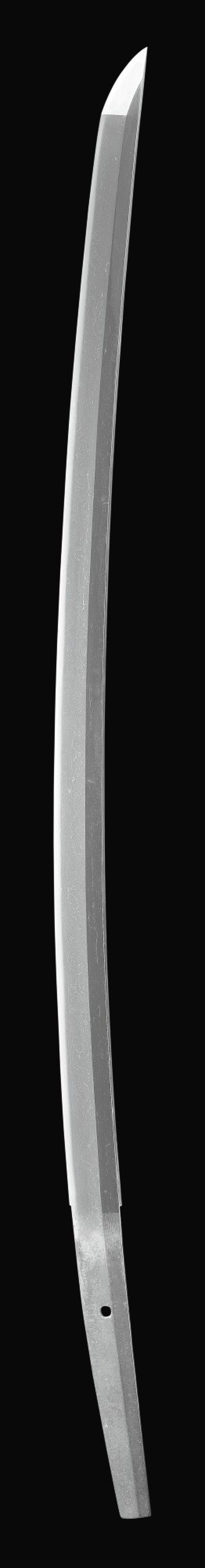 View full screen - View 1 of Lot 31. A TACHI, ATTRIBUTED TO UNJU, MUROMACHI PERIOD | 15TH CENTURY.