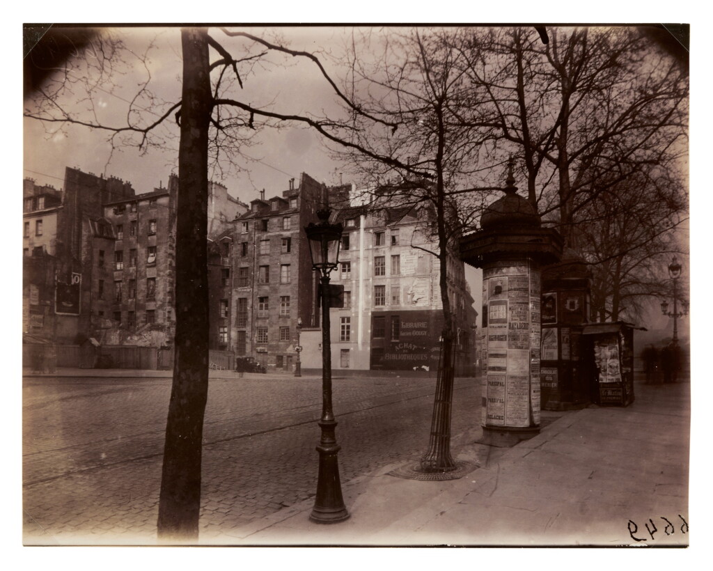 View full screen - View 1 of Lot 944. Coin du Quai Voltaire et rue de Nevers.