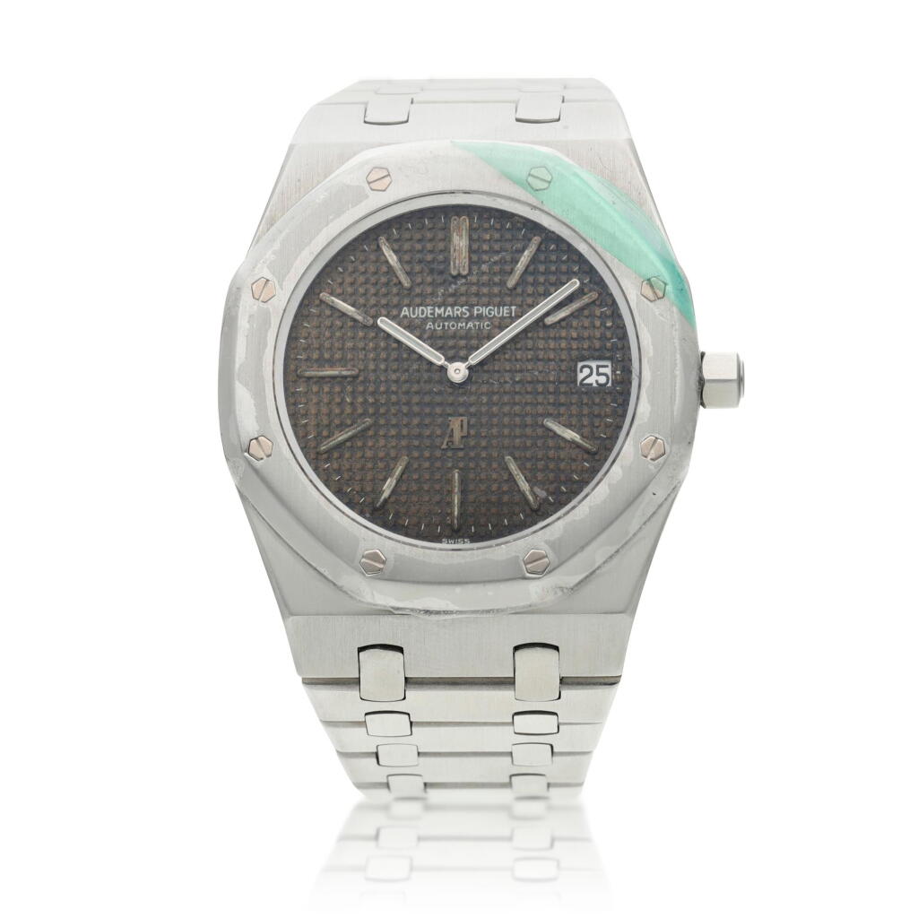 View full screen - View 1 of Lot 28. Reference 25402ST.0.0344ST.01 Royal Oak Jumbo, A stainless steel automatic wristwatch with date and bracelet, Circa 1979.