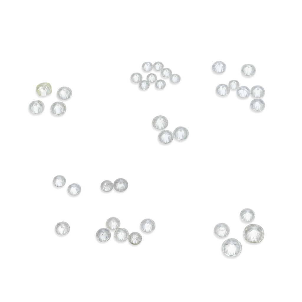 View full screen - View 1 of Lot 136. Loose diamonds | Diamanti sciolti .