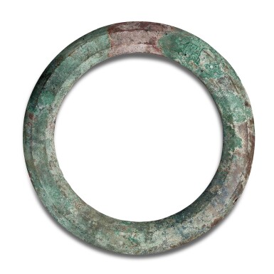 View full screen - View 1 of Lot 105. A large archaic bronze ring handle, Western Han dynasty 西漢 青銅鋪首環.