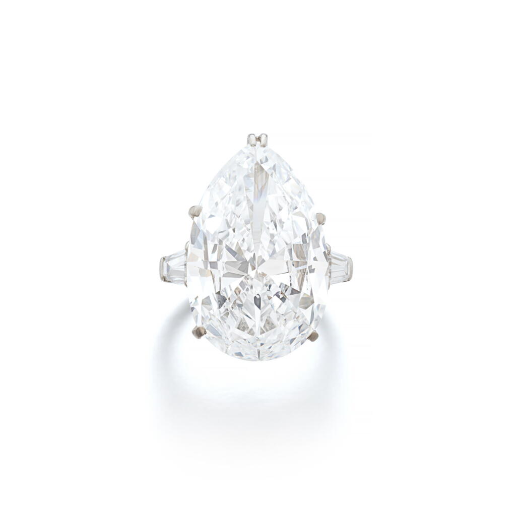 View full screen - View 1 of Lot 598. Exquisite diamond ring, circa 1960.