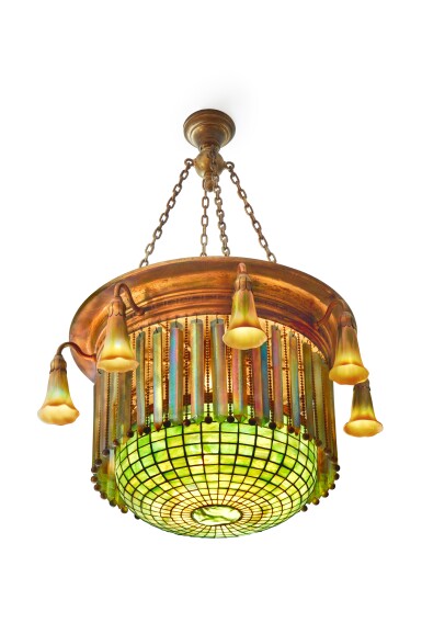 Voir en plein écran - Voir 1 du lot 423. Eight-Light Moorish "Prism" Chandelier.