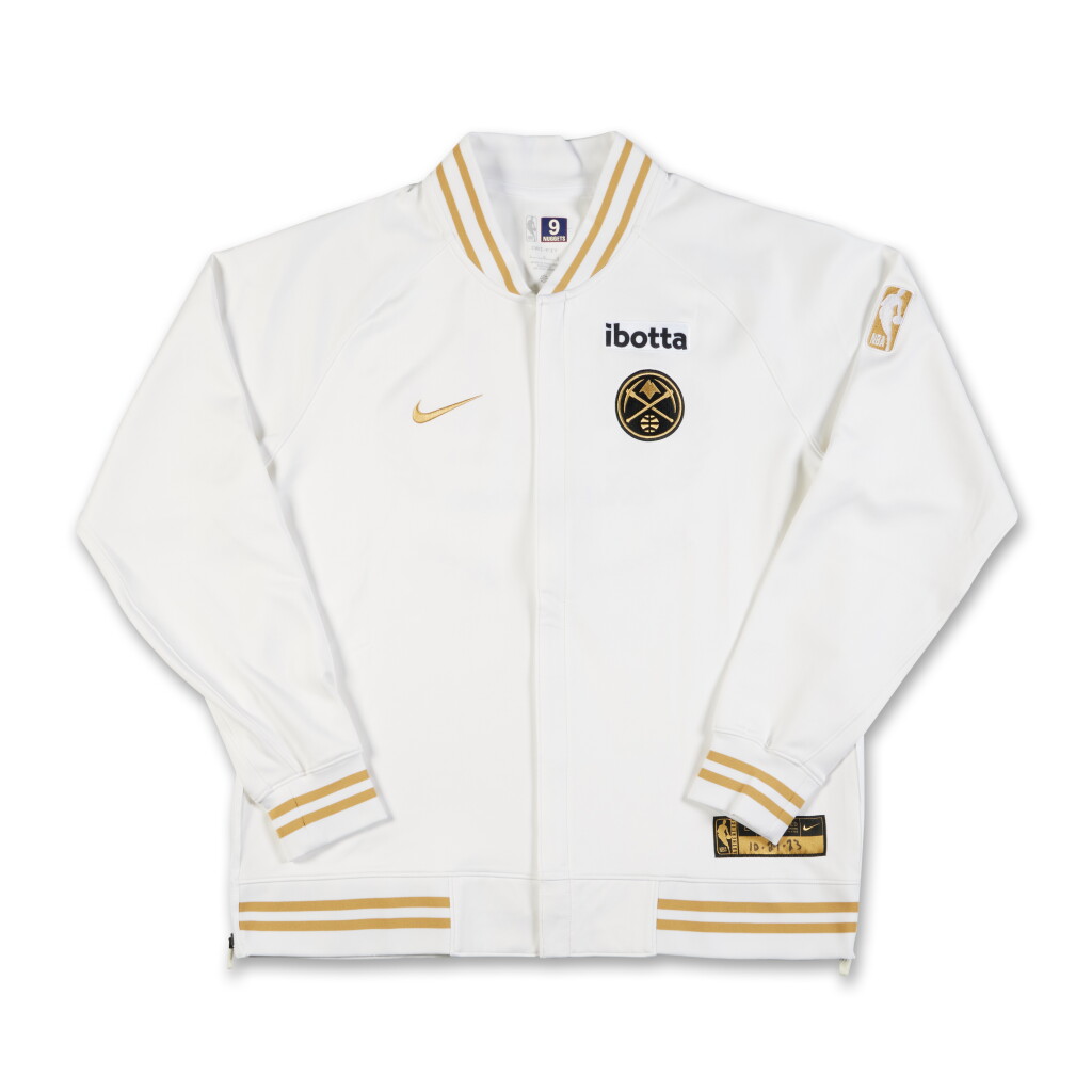 全螢幕檢視 - 查看85Justin Holiday 'Ring Ceremony' Denver Nuggets 2023-2024 Kia NBA Tip-Off Issued Warm-Up Jacket的1
