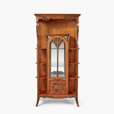 View full screen - View 1 of Lot 29. "Clématites" Vitrine.