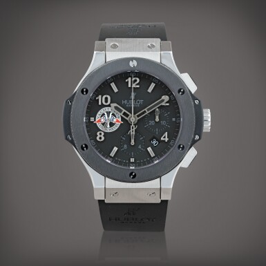 View full screen - View 1 of Lot 470. Big Bang, limited edition "N°00" 'Yacht Club de Courchevel', reference 301.SM.100 RX.CVL07 Montre bracelet chronographe en acier, kevlar et céramique avec date | Stainless steel, kevlar and ceramic chronograph wristwatch with date Vers 2000 | Circa 2000.