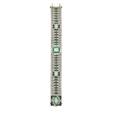 View full screen - View 1 of Lot 43. Oscar Heyman & Brothers | Emerald, Onyx and Diamond Bracelet 祖母綠配縞瑪瑙及鑽石手鏈.
