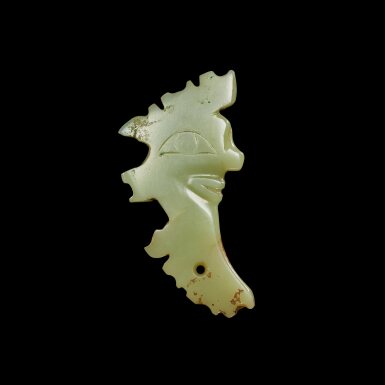 View full screen - View 1 of Lot 3603. A yellow jade 'mask' ornament, Neolithic period, Shijiahe culture | 新石器時代石家河文化 黃玉神祖面紋飾.