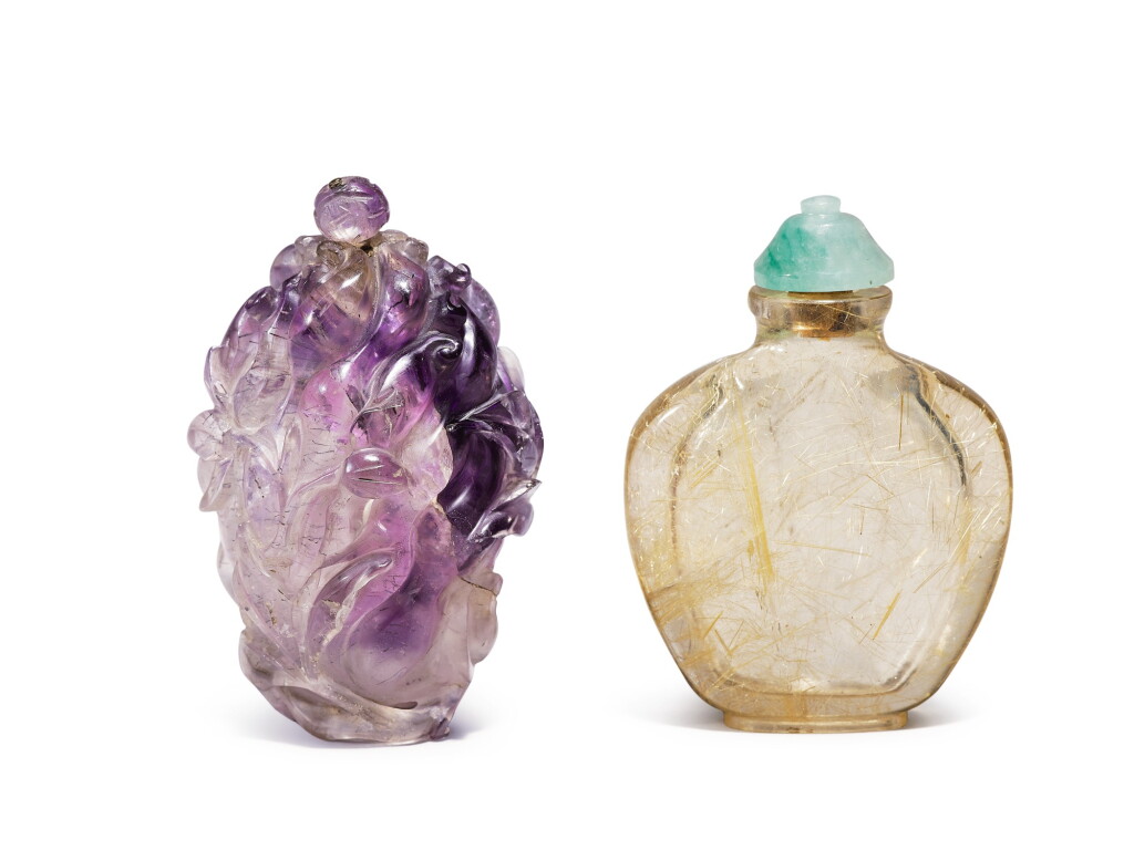 View full screen - View 1 of Lot 668. Two snuff bottles, Qing dynasty, 18th - 20th century.